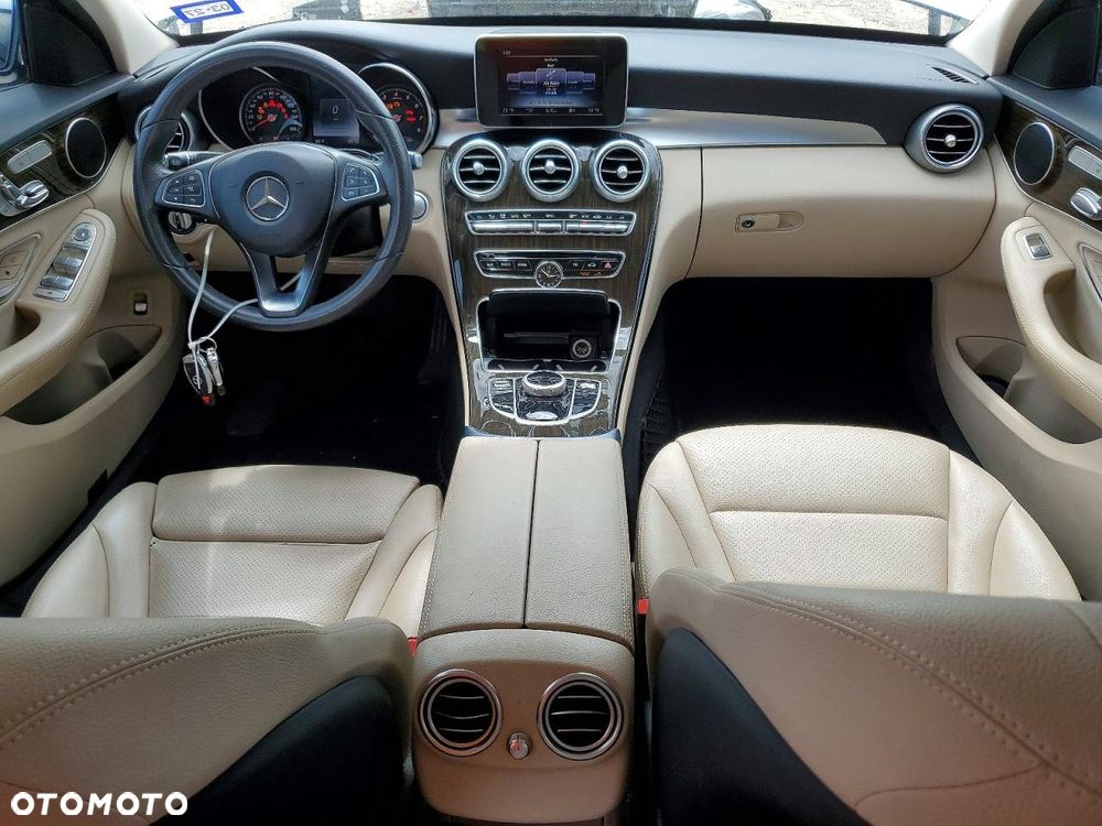 Mercedes-Benz Klasa C 300 9G-TRONIC Avantgarde - 8