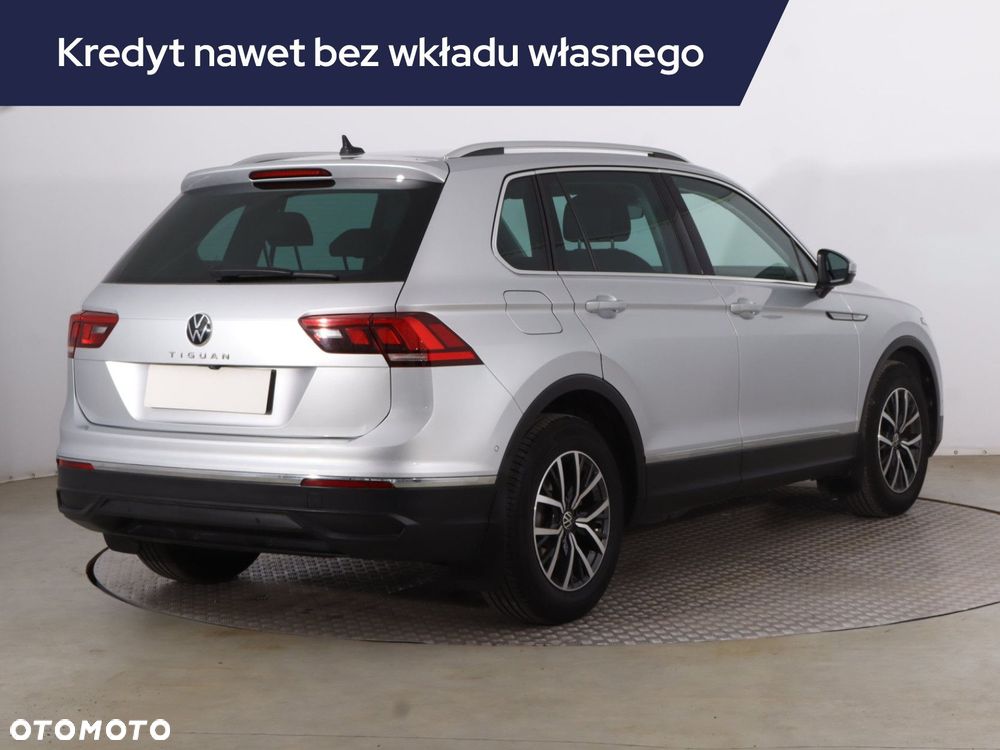 Volkswagen Tiguan - 7