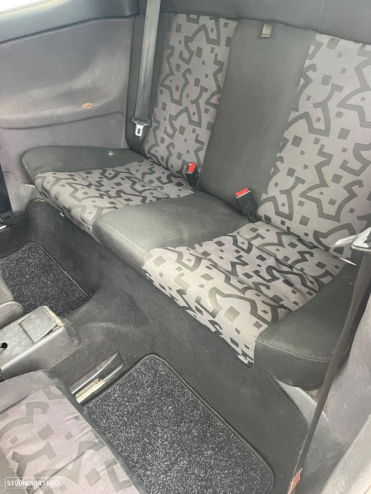 VW Golf Cabriolet 1.6 - 7