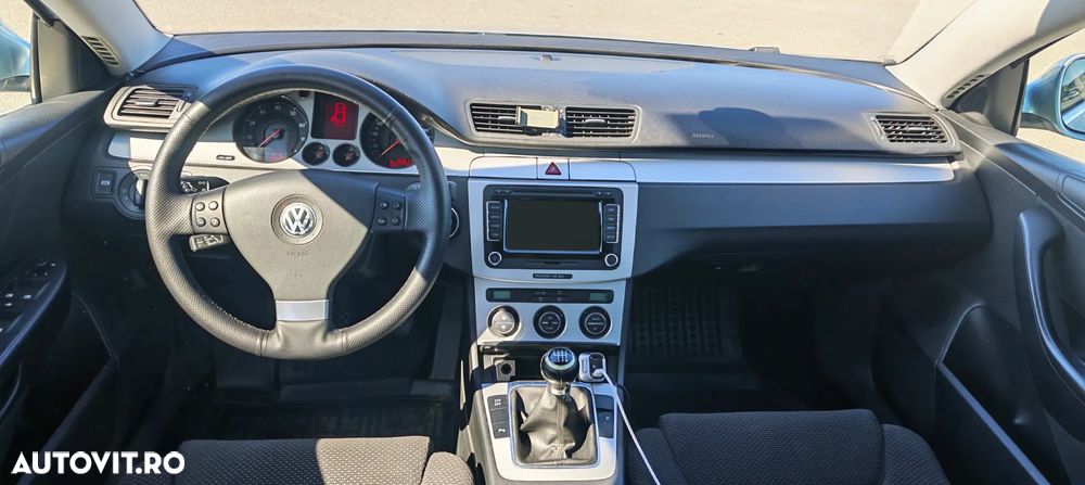 Volkswagen Passat - 5