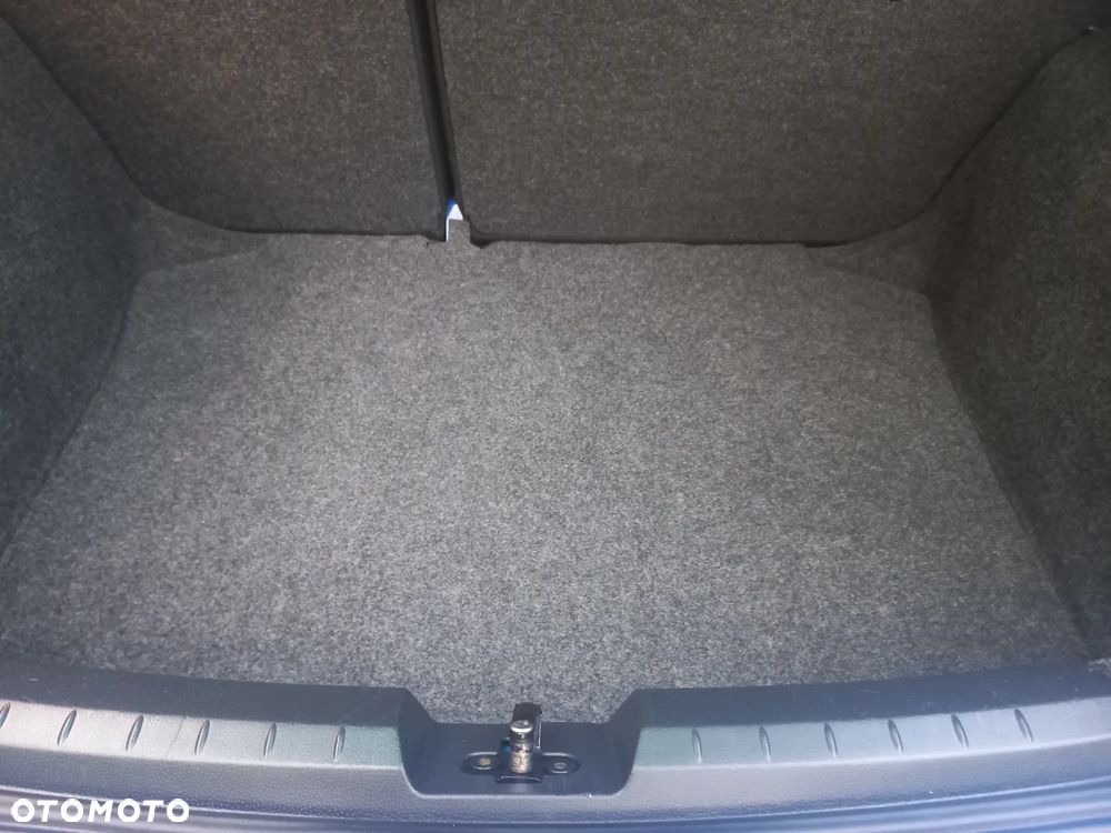 Seat Ibiza SC 1.4 16V Sport - 26