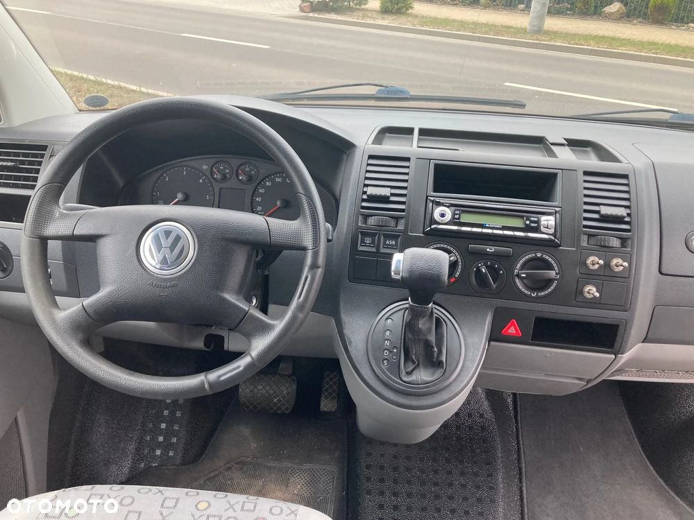 Volkswagen Transporter - 10