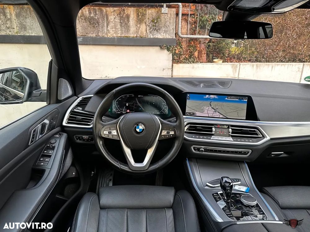 BMW X5 xDrive45e - 17