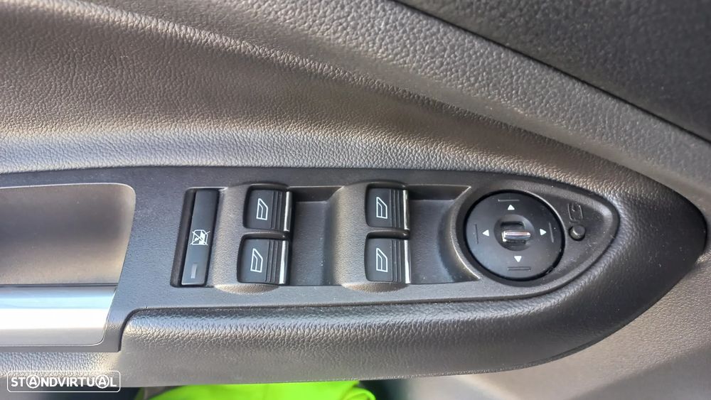 Ford Kuga 2.0 TDCi Titanium - 15