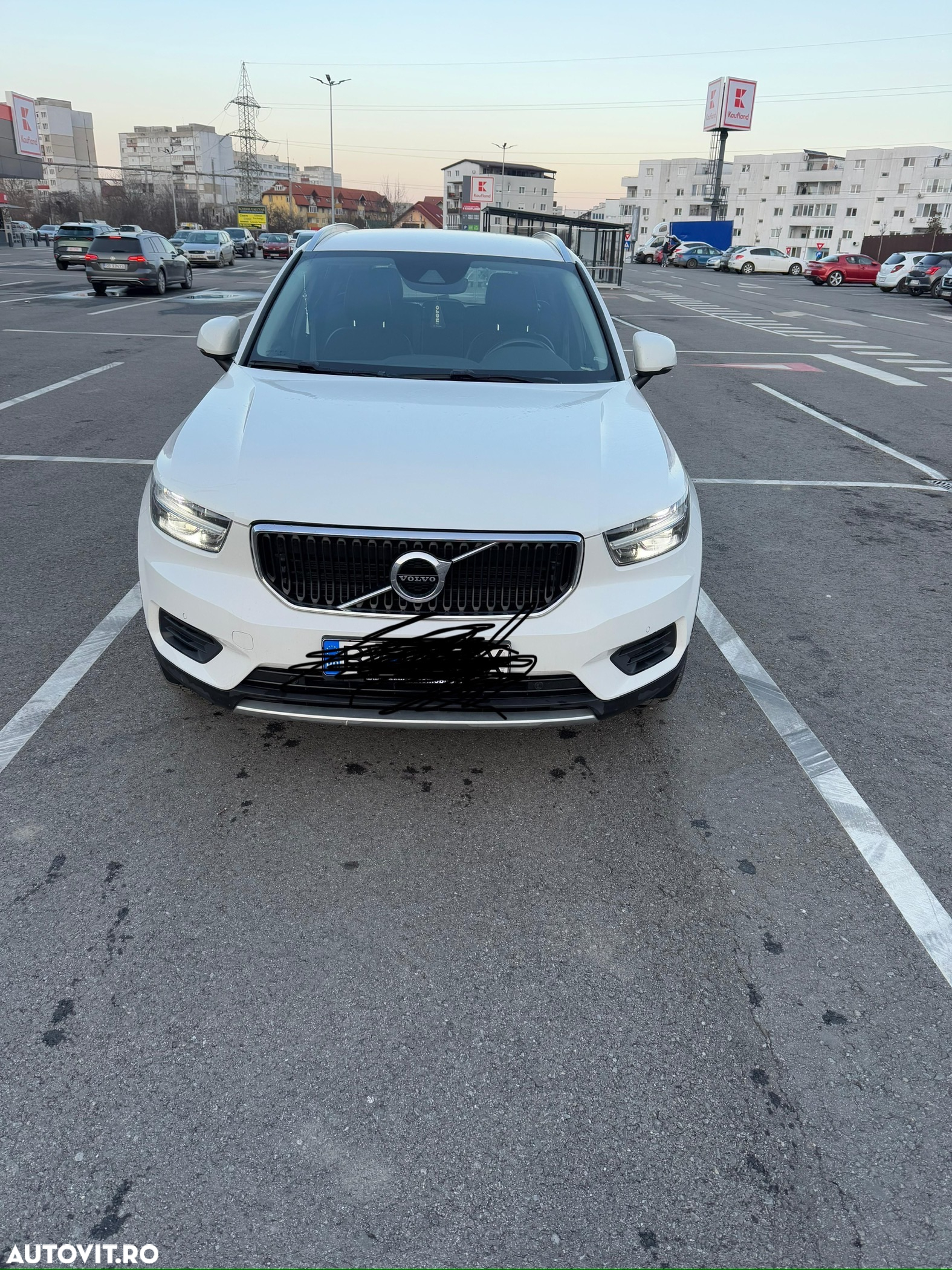 Volvo XC 40 D3 Geartronic - 8