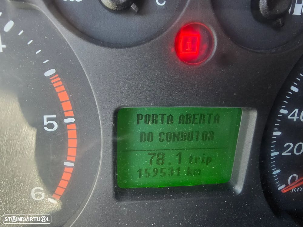 Ford Transit 330M 2.2 TDCi Média-T.Médio - 8