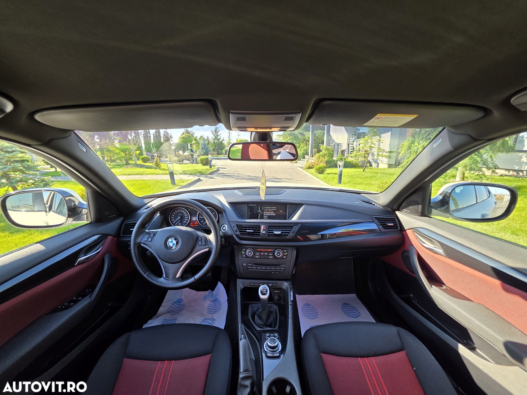 BMW X1 xDrive20d - 9
