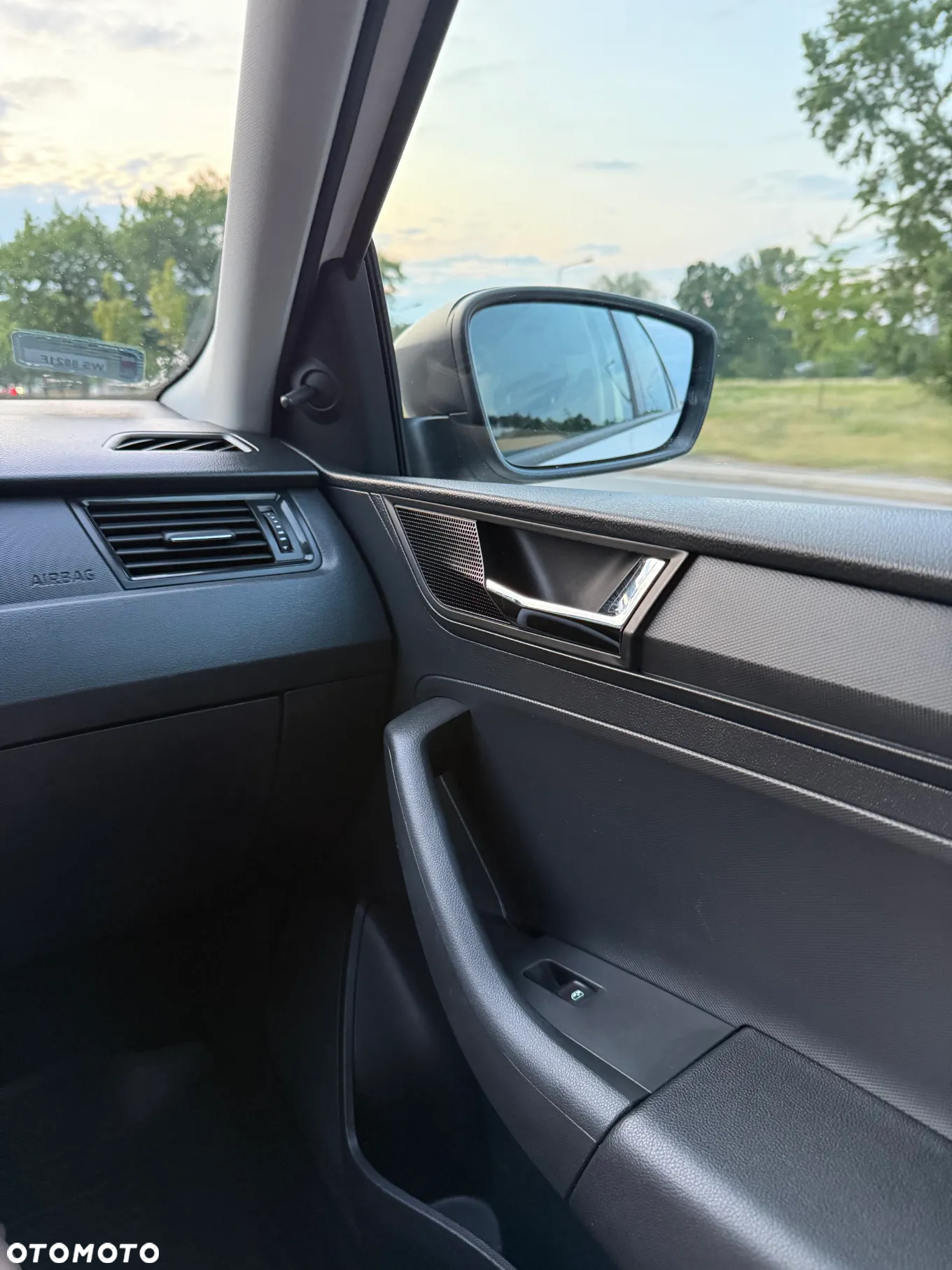 Skoda RAPID 1.0 TSI Ambition - 19