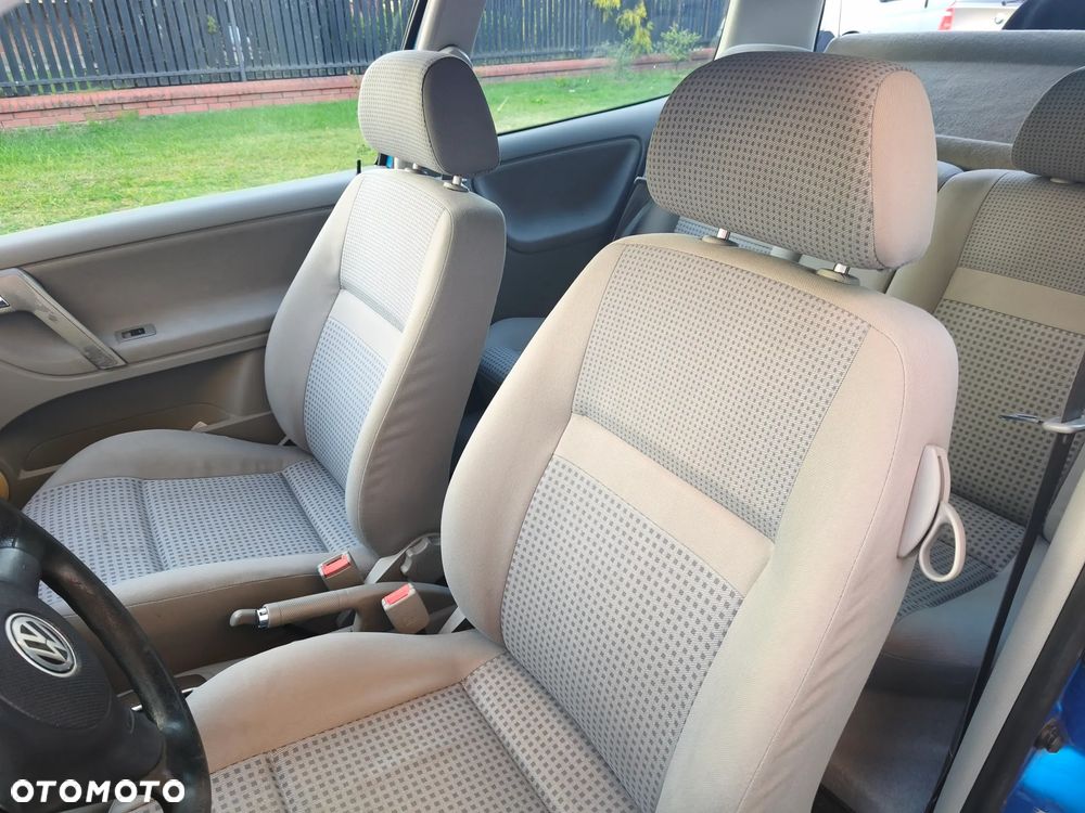 Volkswagen Polo 1.4 16V Basis - 6