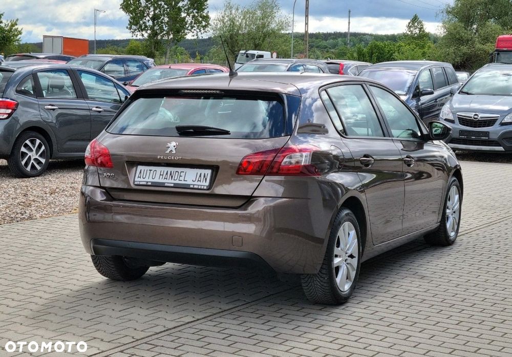 Peugeot 308 - 16