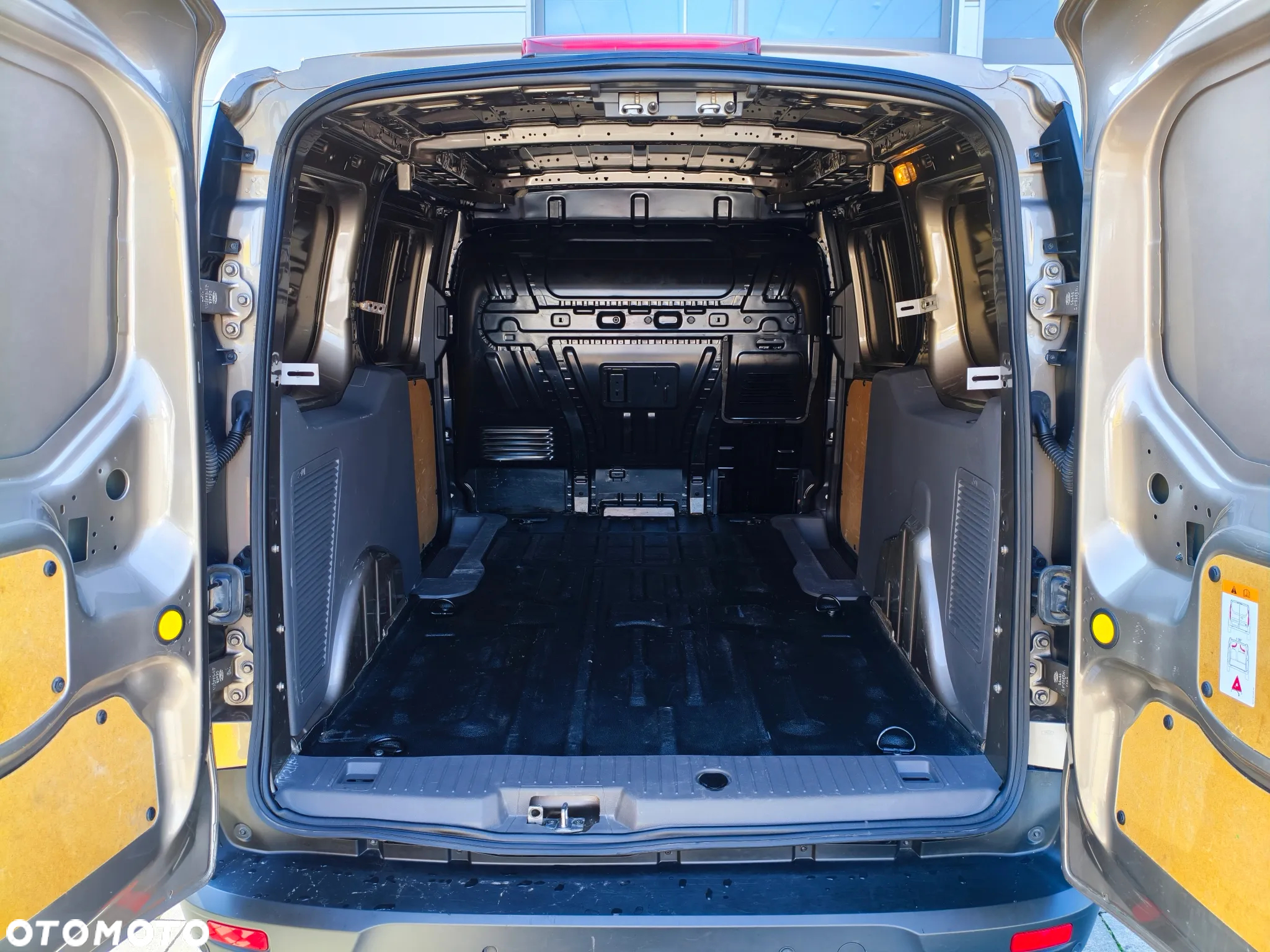 Ford Transit Connect L2 - 26