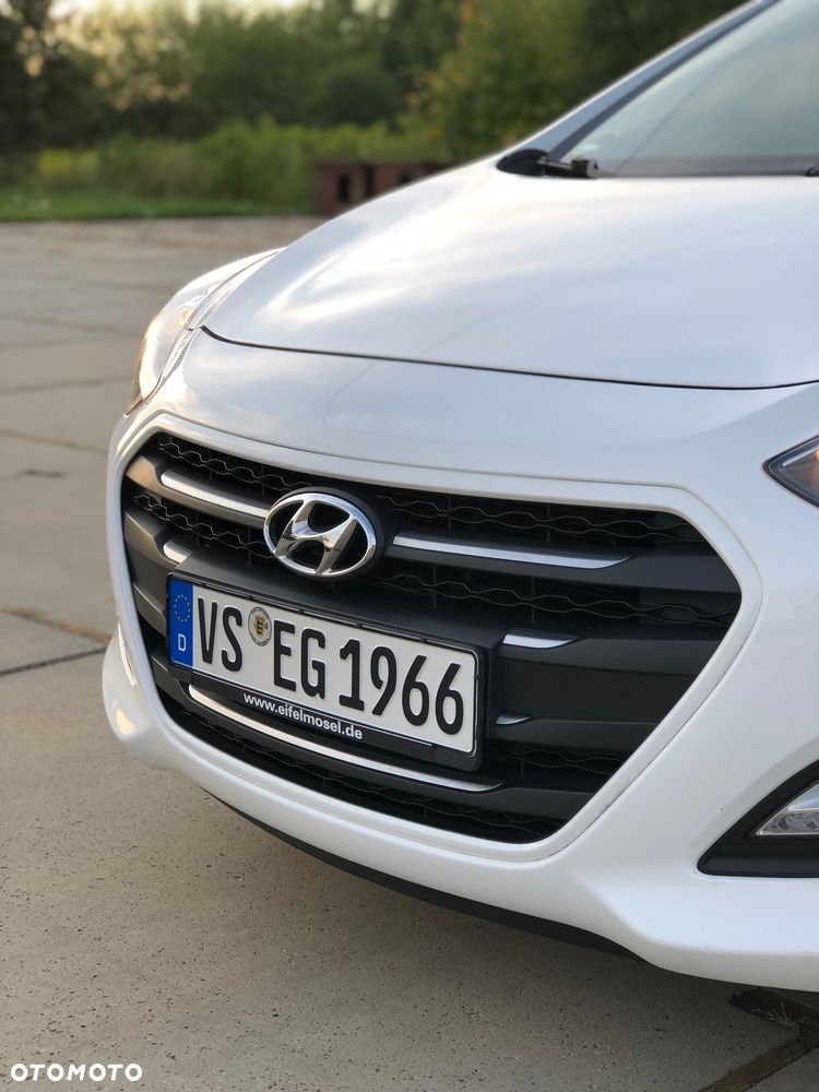 Hyundai i30 1.4 Passion - 14