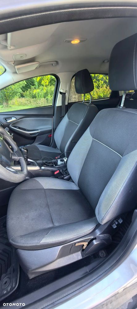 Ford Focus 1.6 Trend - 8