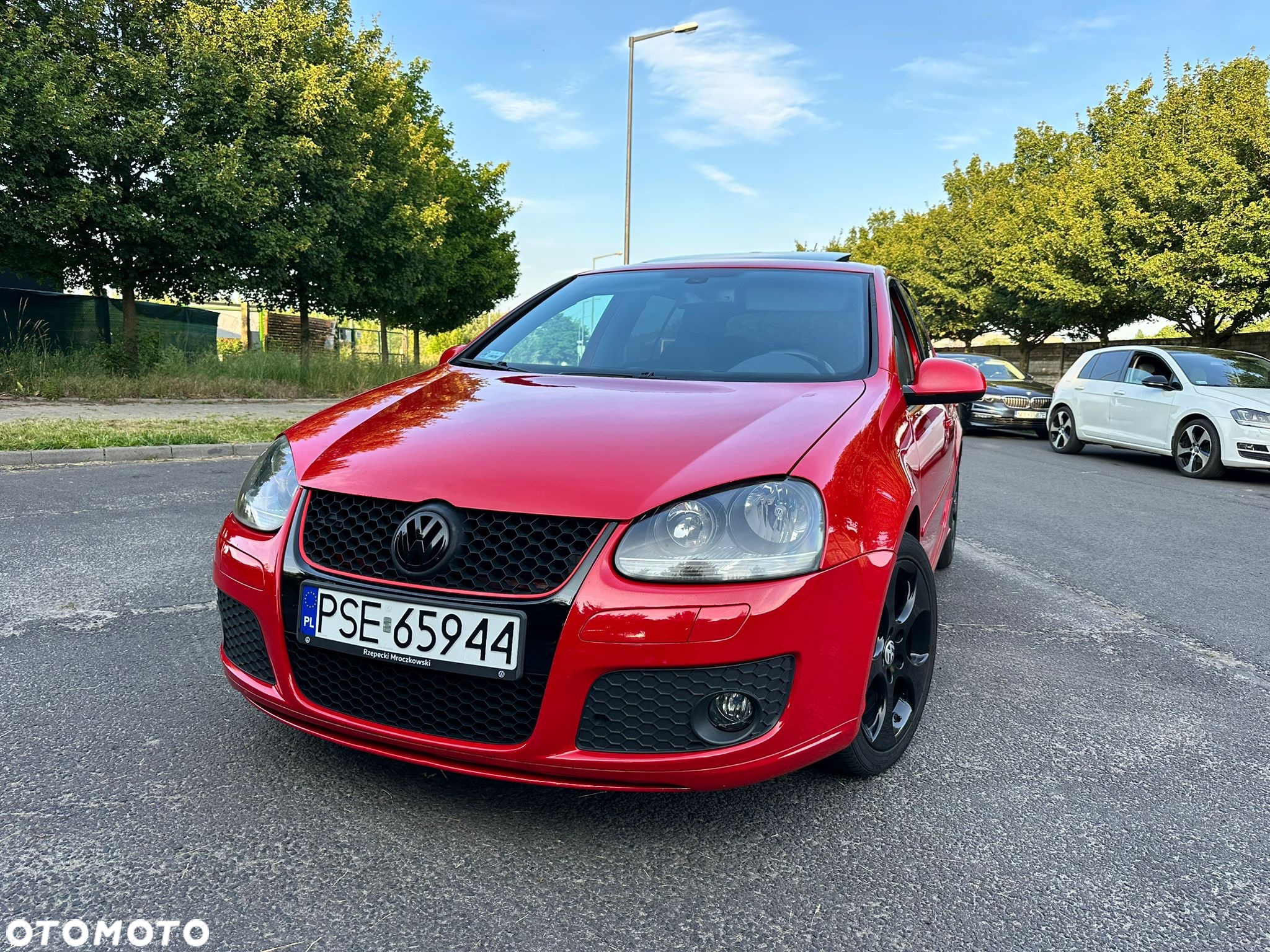 Volkswagen Golf V R32 - 3