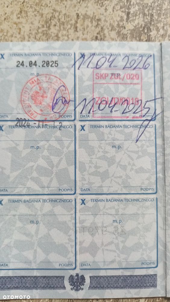 Honda Accord 2.0 Executive Nav - 26