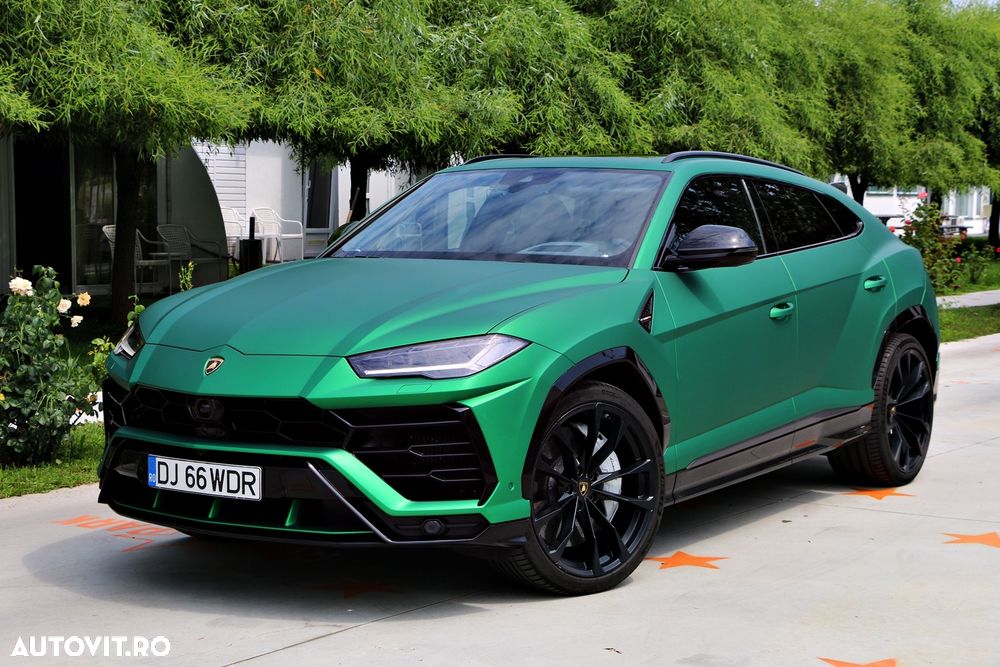 Lamborghini URUS - 16
