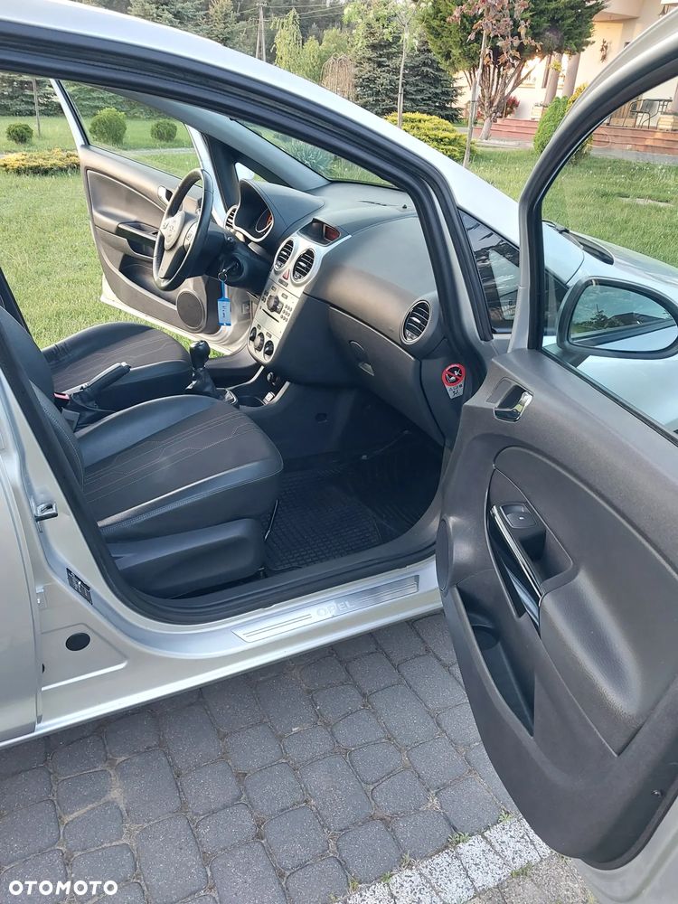 Opel Corsa 1.2 16V Selection 110 Jahre - 13