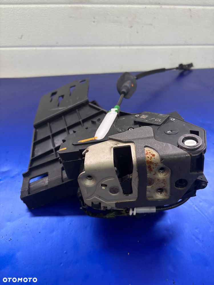 FORD FIESTA MK7 ZAMEK PRAWY TYL 5D LIFT 4 PIN - 5