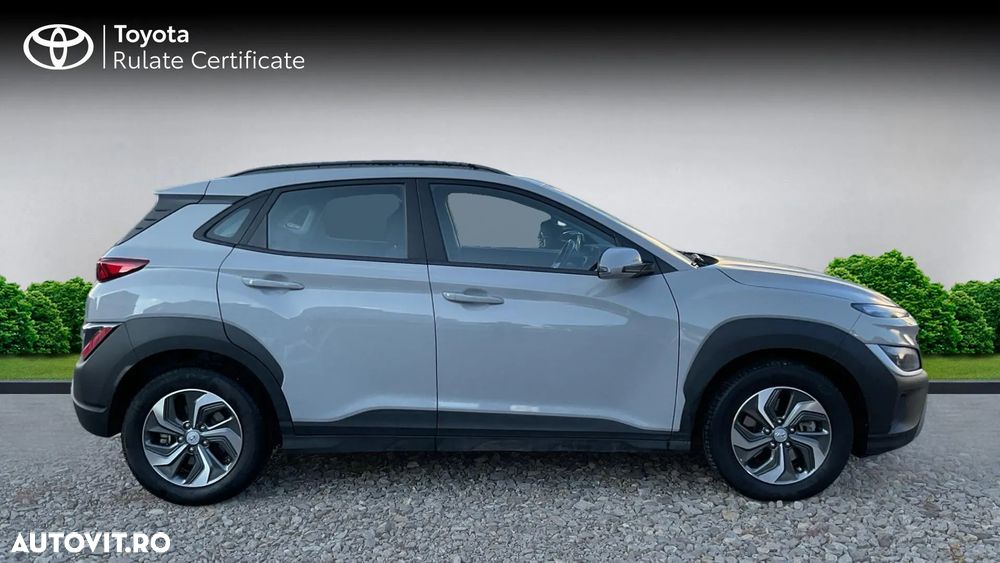 Hyundai KONA - 17