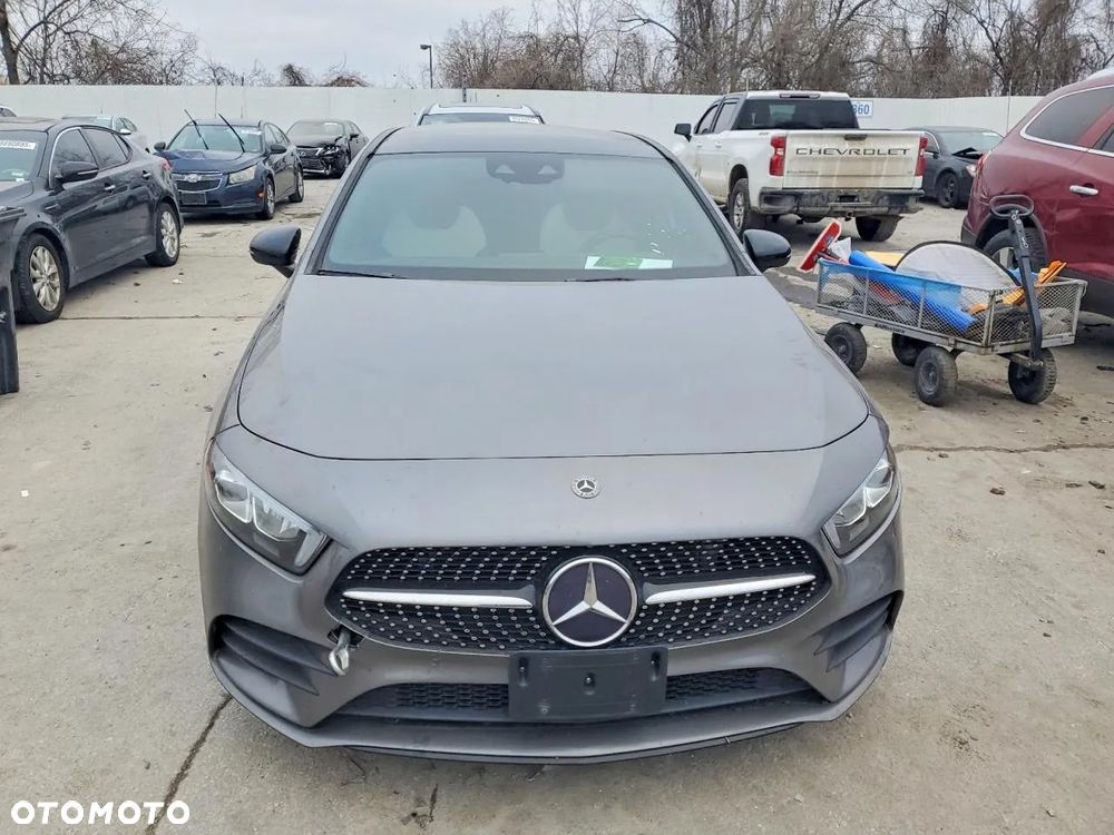 Mercedes-Benz Klasa A 220 4Matic 8G-DCT Special Edition - 5