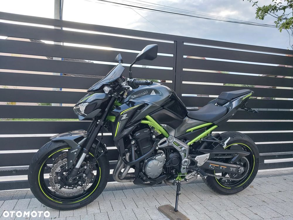 Kawasaki Z 900 - 3