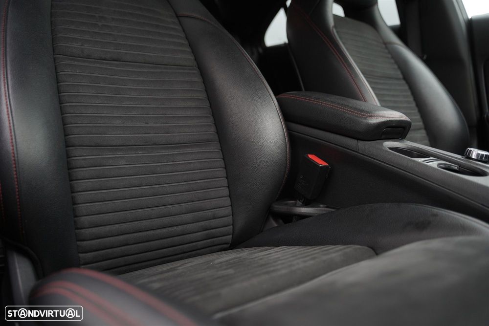 Mercedes-Benz CLA 180 d AMG Line Aut. - 33