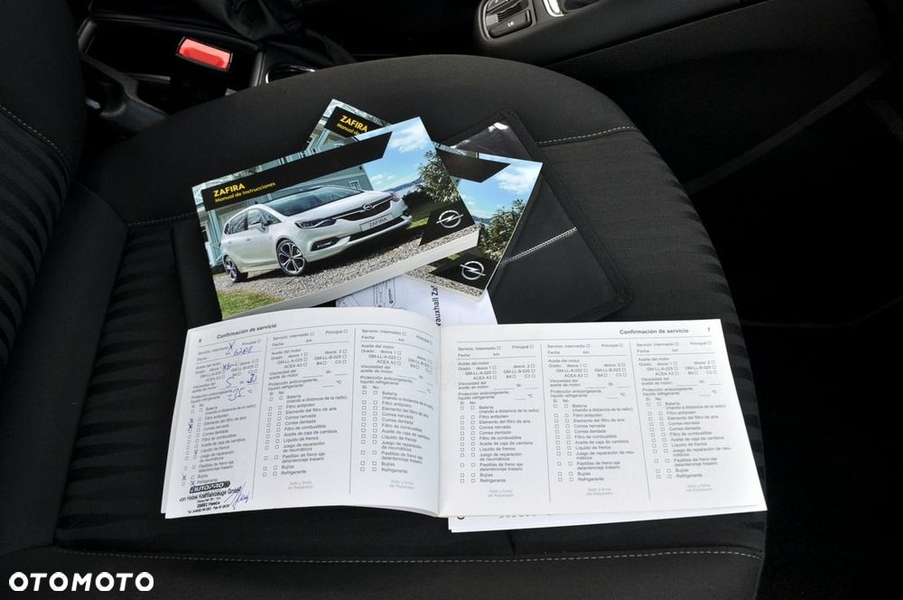 Opel Zafira - 39