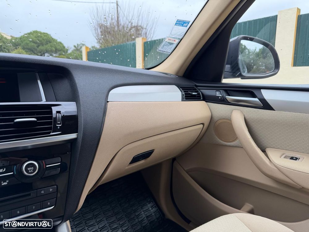 BMW X3 20 d xDrive - 25