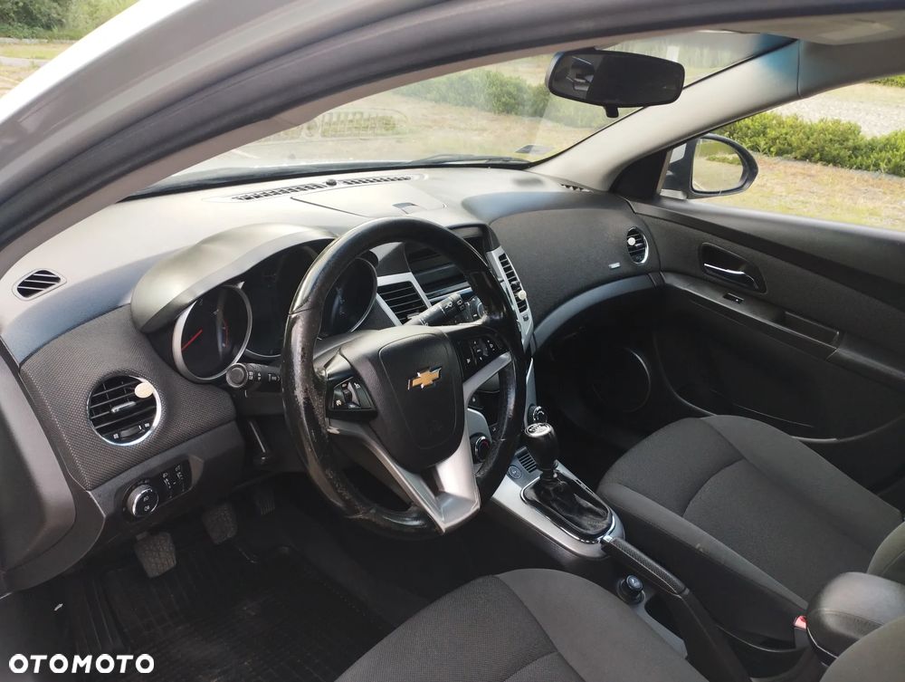 Chevrolet Cruze 1.8 LT+ - 7