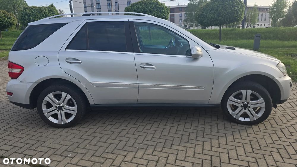 Mercedes-Benz ML - 7