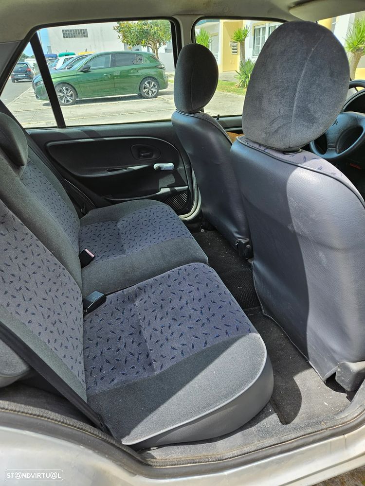 Citroën Saxo 1.1i SX - 4