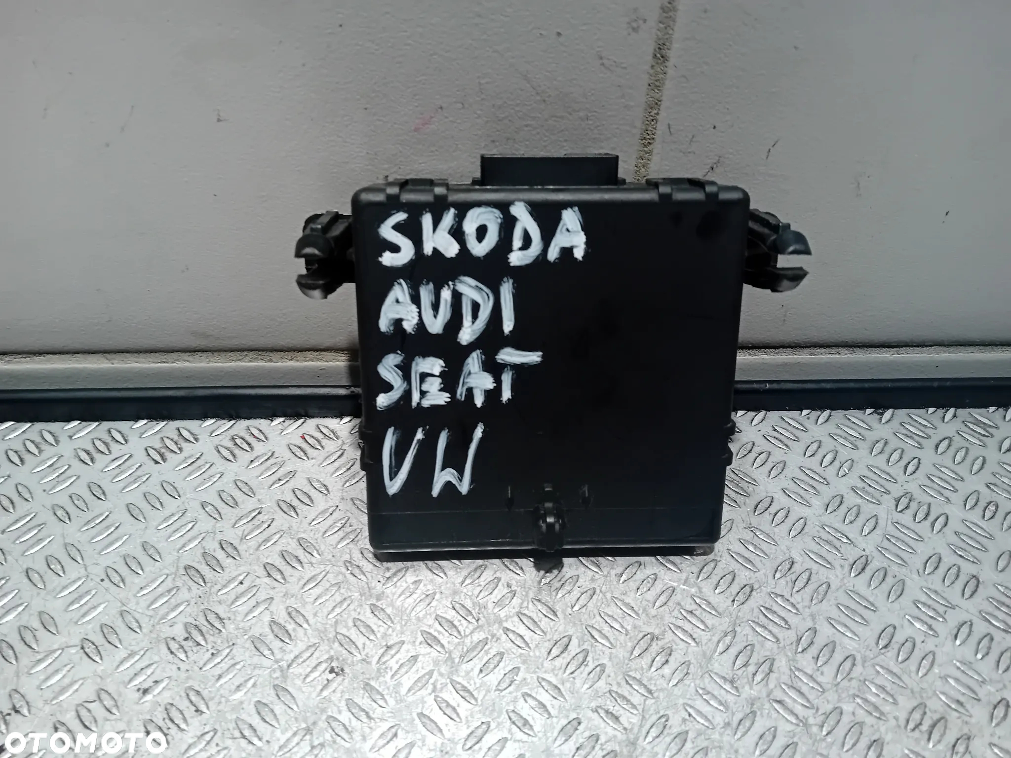 moduł sterownik Gateway Seat VW Audi Skoda 1K0907530F - 2