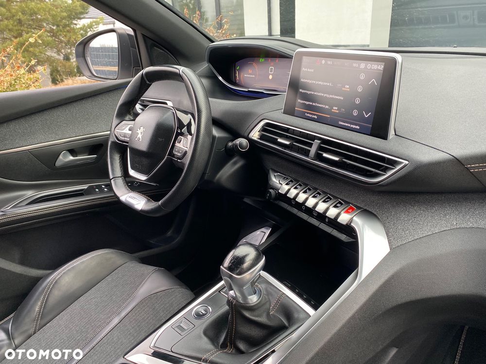 Peugeot 5008 - 19