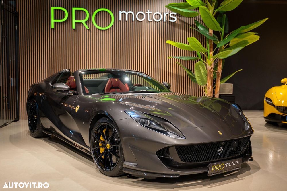 Ferrari 812 - 29