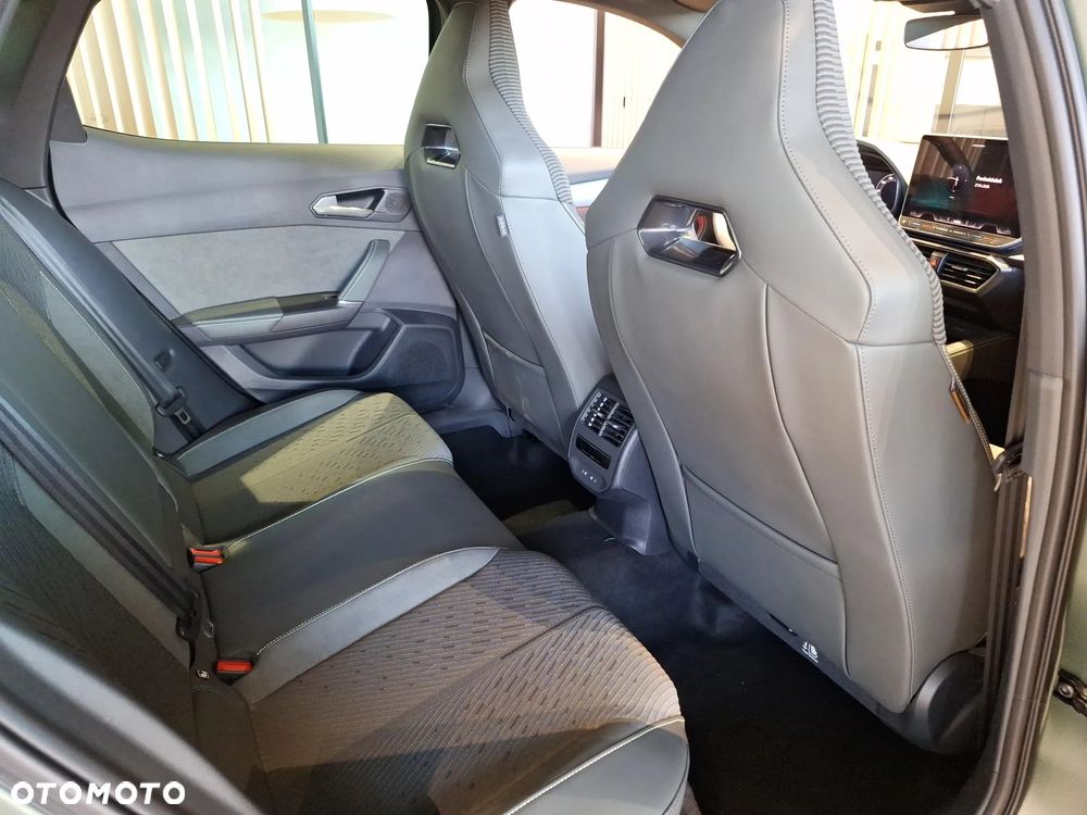 Cupra Formentor 1.5 TSI DSG - 24