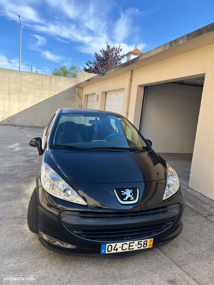 Peugeot 207 1.4 16V Trendy - 1