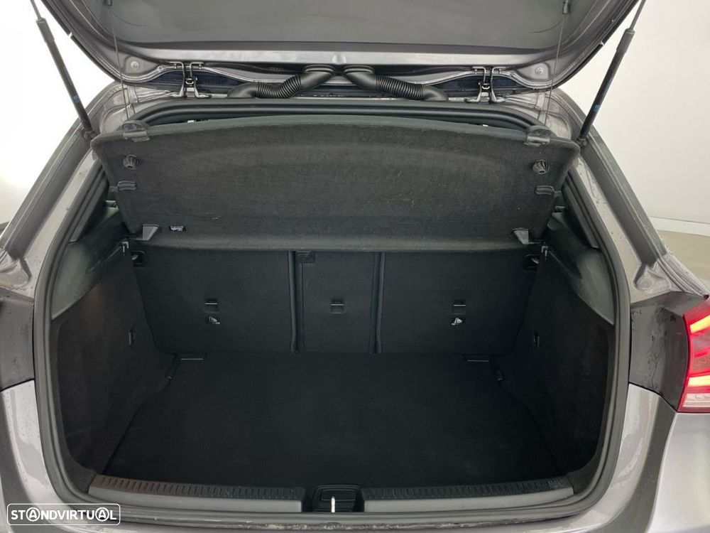 Mercedes-Benz A 180 d - 13