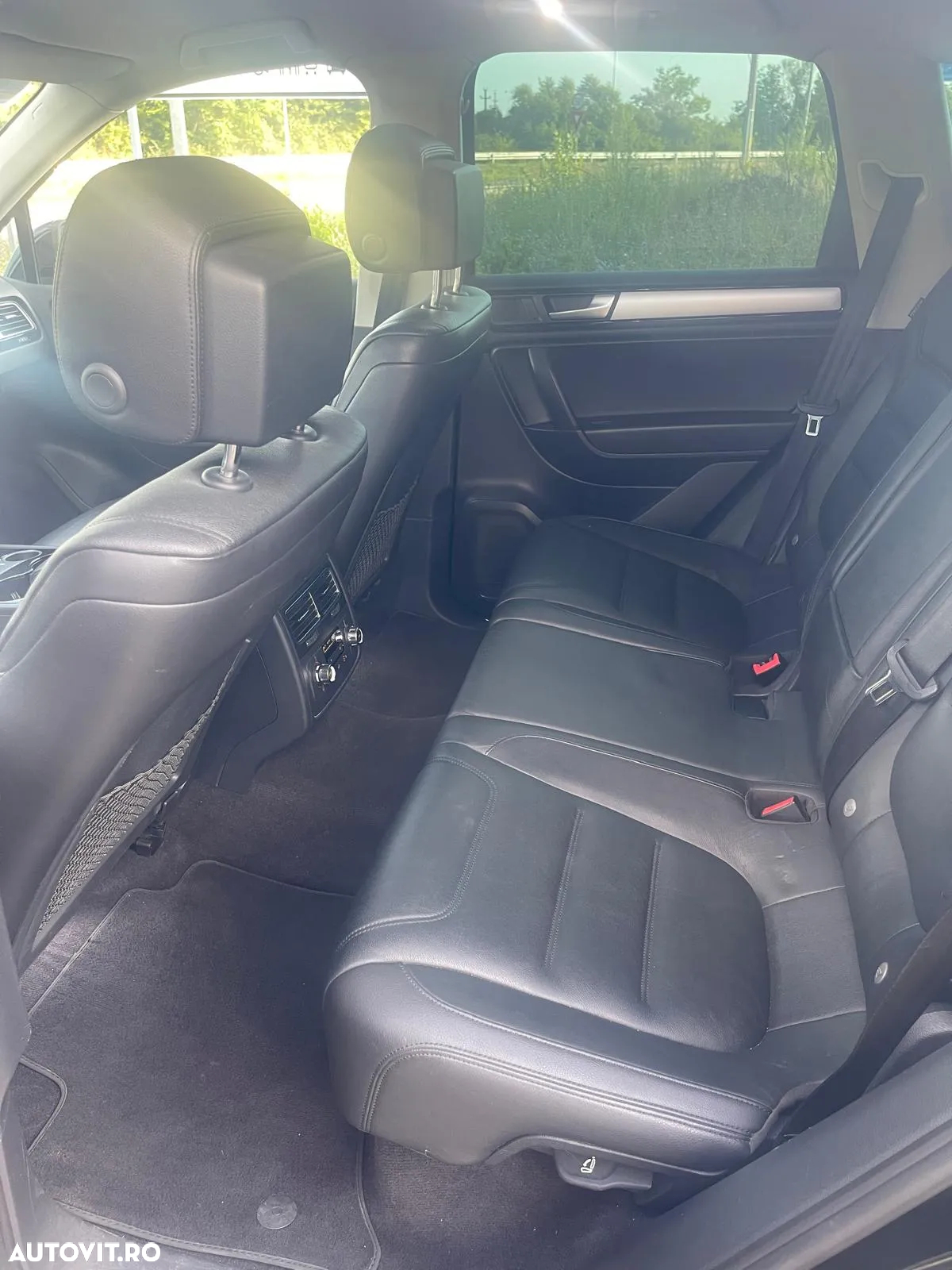 Volkswagen Touareg - 13