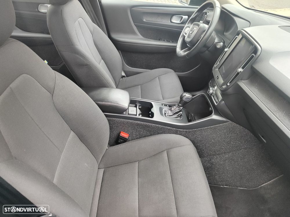 Volvo XC 40 2.0 D3 Momentum Core - 13