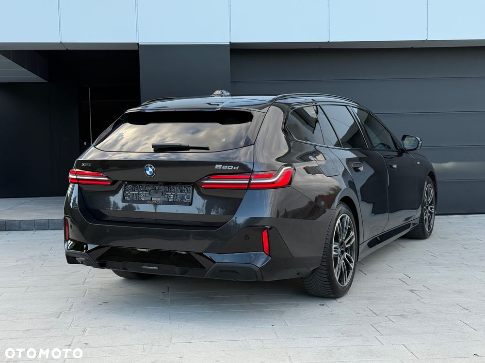 BMW Seria 5 520d - 40