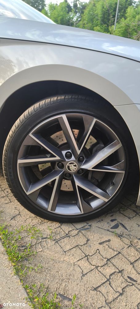 Skoda Superb 2.0 TSI 4x4 Sportline DSG - 25
