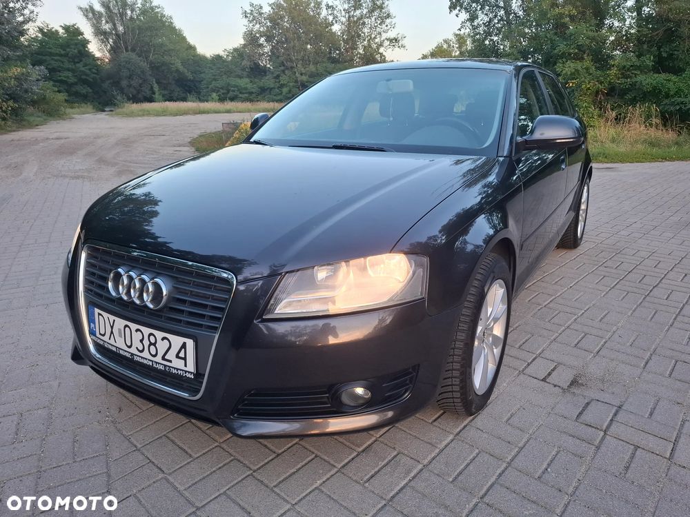 Audi A3 Sportback 1.6 Ambiente - 14