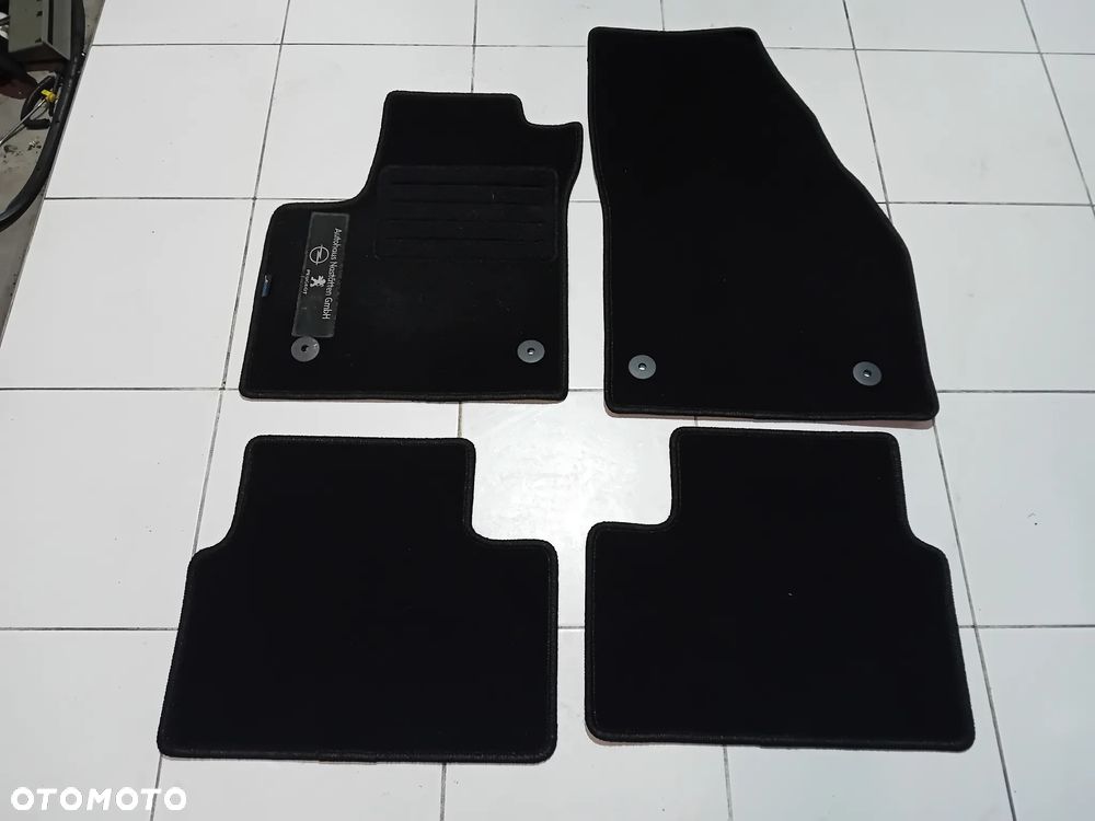 Dywaniki Opel Meriva oryginał 2012 - 1