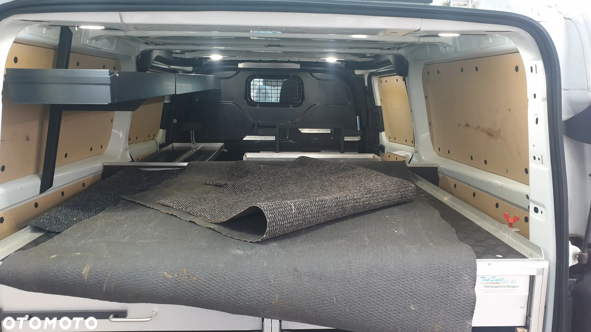Ford Transit Custom - 10