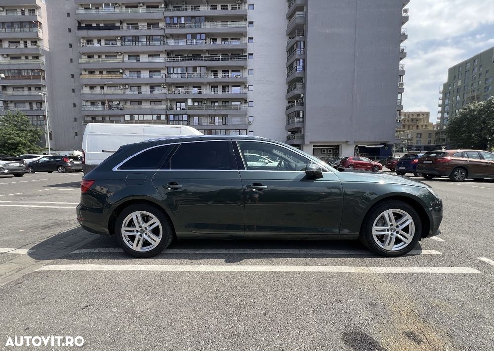 Audi A4 Avant 2.0 TDI quattro S tronic Design - 4