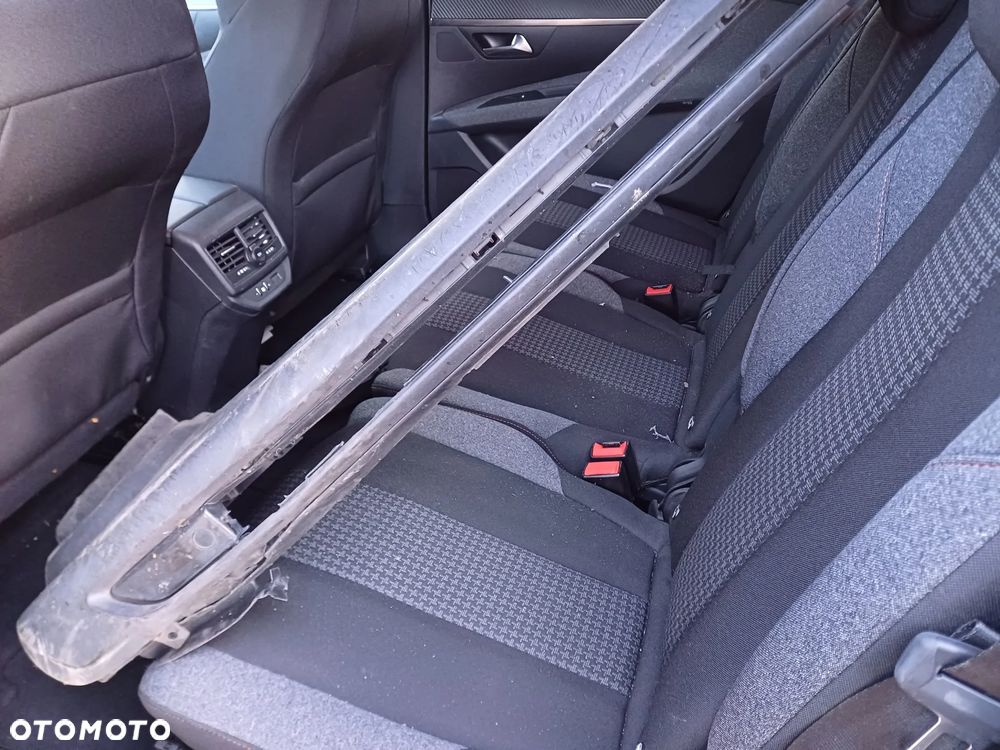 Peugeot 5008 1.5 BlueHDI Active S&S EAT8 - 16