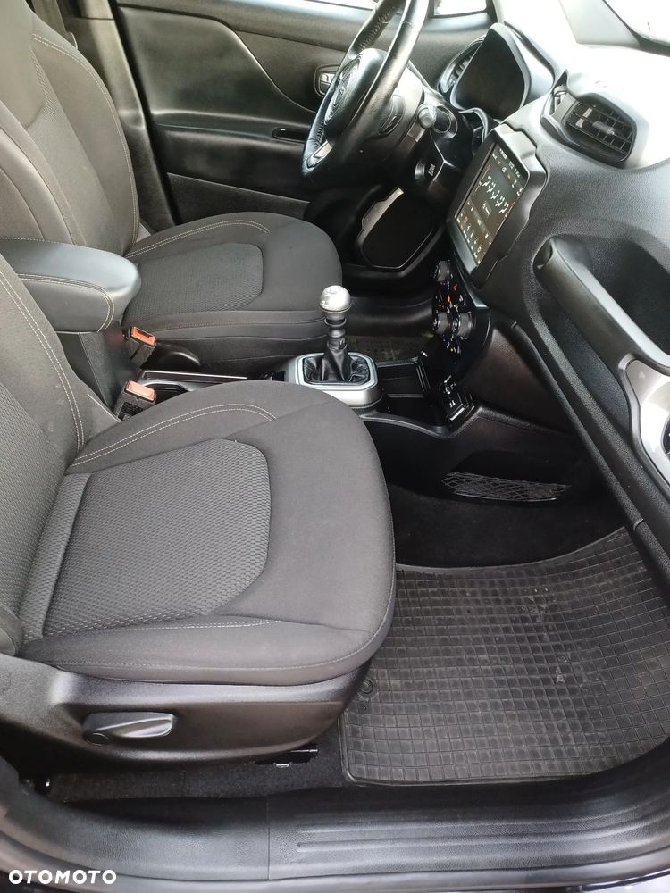 Jeep Renegade 1.0 T-GDI Limited - 10