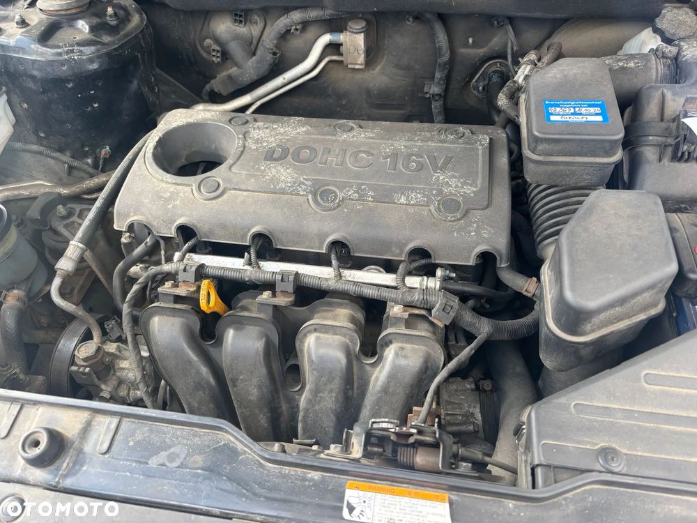 Kia Sorento 2.4 CVVT Attract - 4