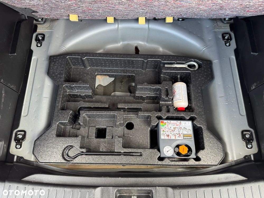 Suzuki Vitara 1.6 Premium 4WD - 8