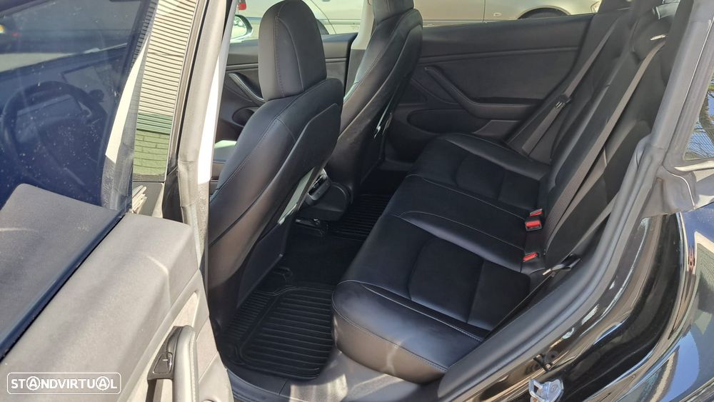 Tesla Model 3 Performance Dual Motor AWD - 34
